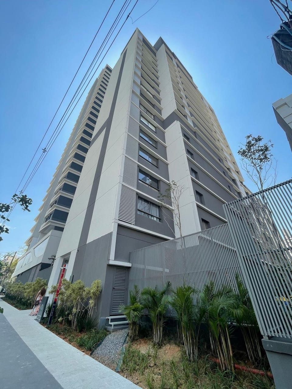 Facade/entrance, Decorative detail, Area and facilities, Seasons