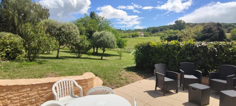 Au Soleil Levant à Sarlat House in Occitanie