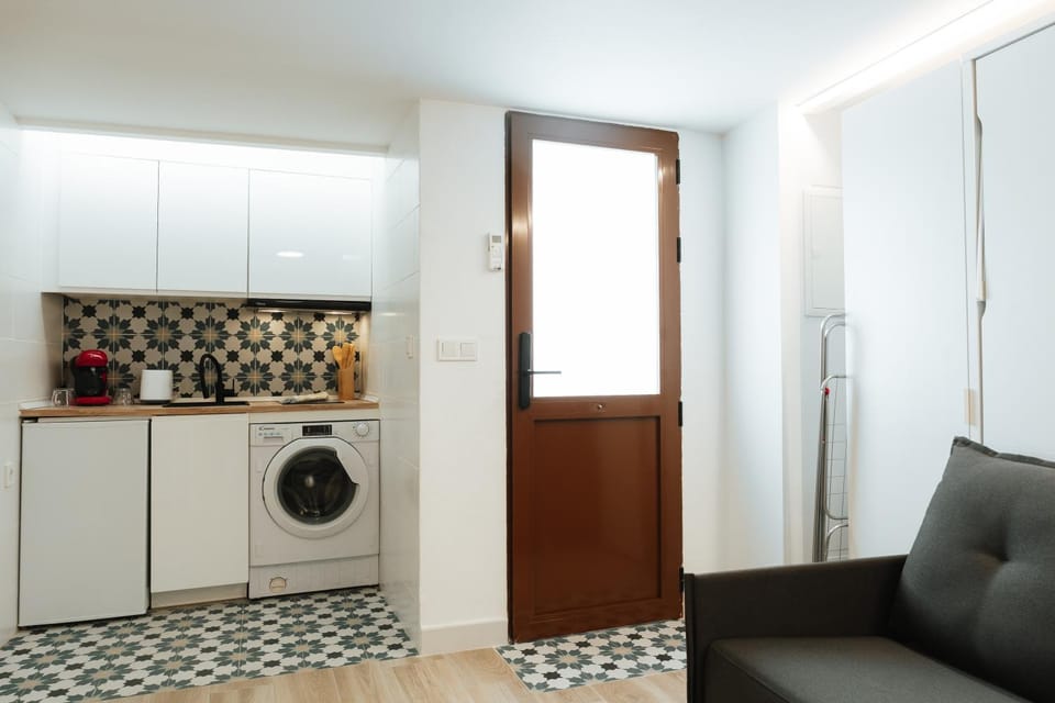 Kitchen or kitchenette, Living room