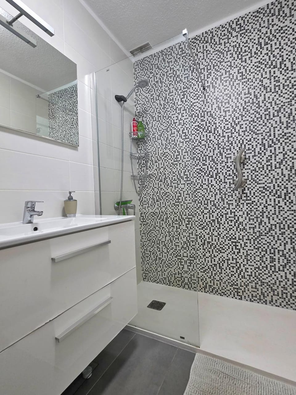 Shower, Bathroom