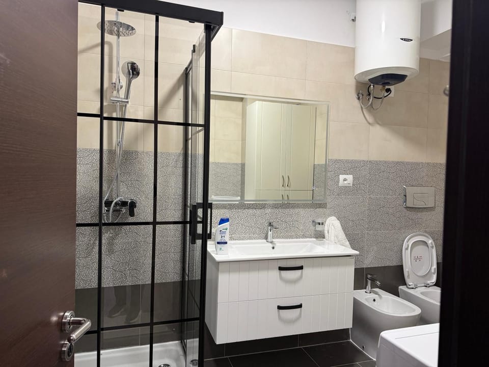 Tirana Daily Stay Apartment in Tirana