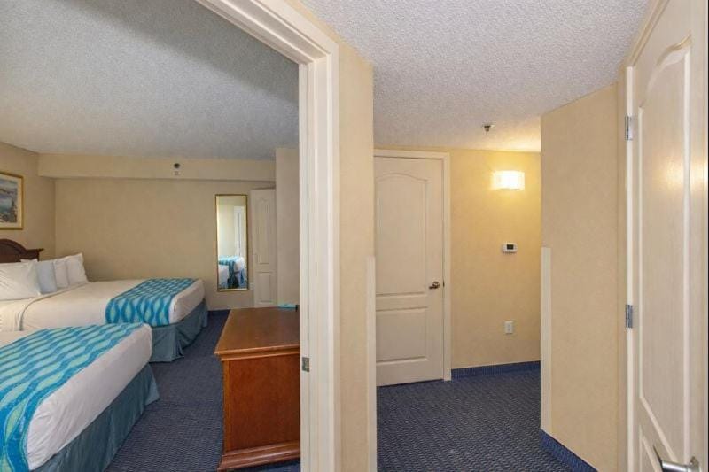 Oceanfront 2 Bedroom Suite with Incredible Views! Carolinian 630 House in Myrtle Beach