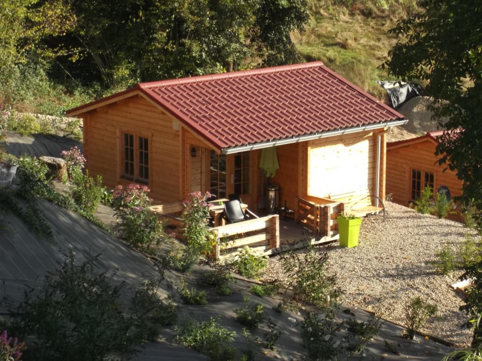 Property building, Day
