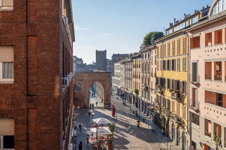 Day, Street view
