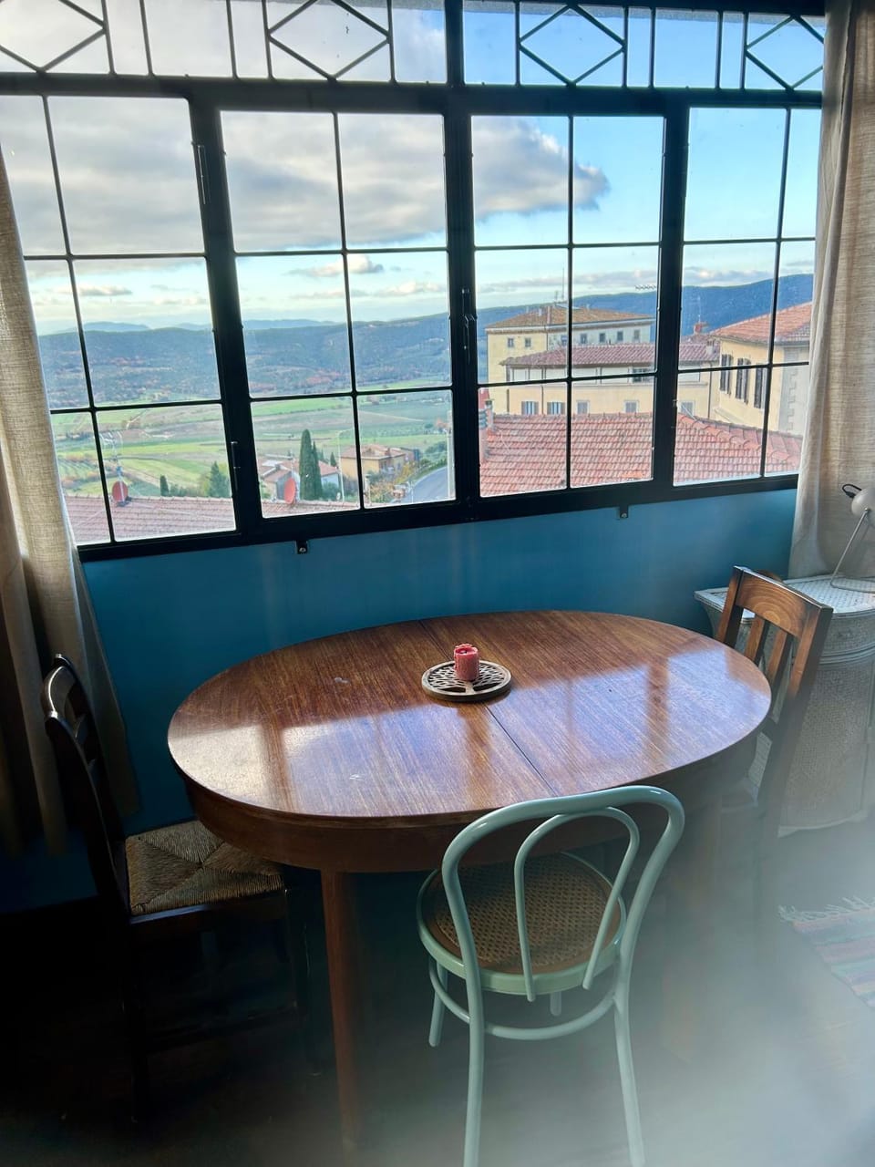 View (from property/room), Living room, Dining area