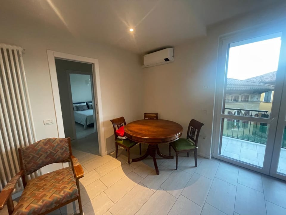 Living room, air conditioner