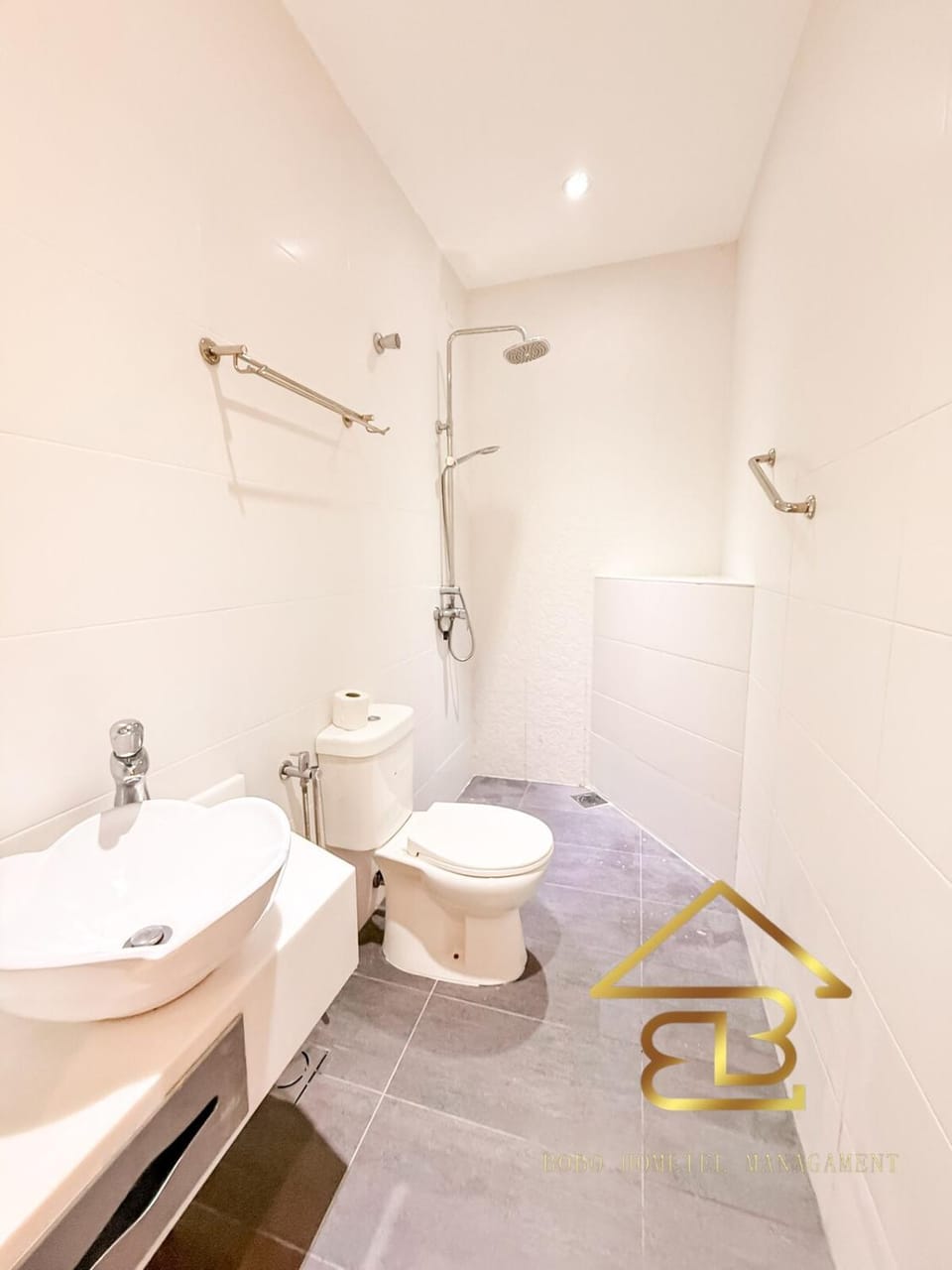 7BR Huge House, 6 Bathroom, 20Pax, 10 min to IpohCity House in Ipoh