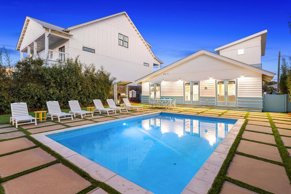 Sugar Shack-Crystal Beach-Private Pool House in Destin