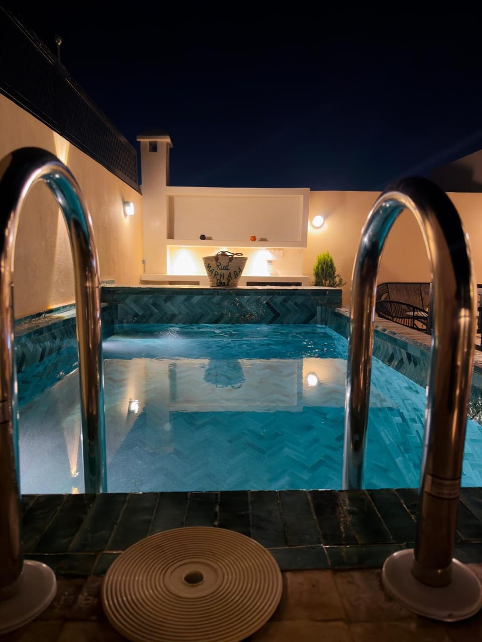 Pool view, Swimming pool, Swimming pool