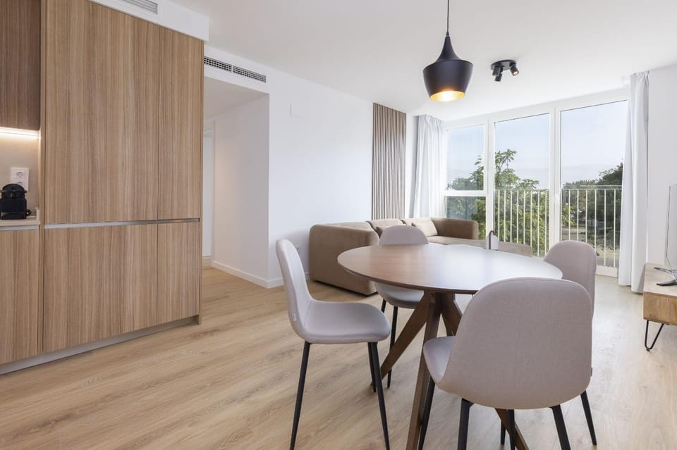 Kitchen or kitchenette, Living room, Dining area