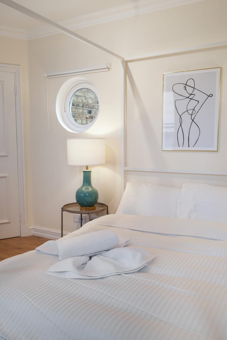 City Centre 3-Bed Flat with Lift and Roof Terrace Apartment in City of Westminster