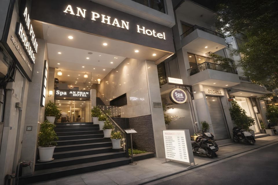 Property building, Facade/entrance, Property logo or sign, Logo/Certificate/Sign