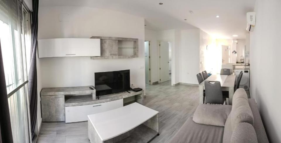 TV and multimedia, Kitchen or kitchenette, Living room, Seating area