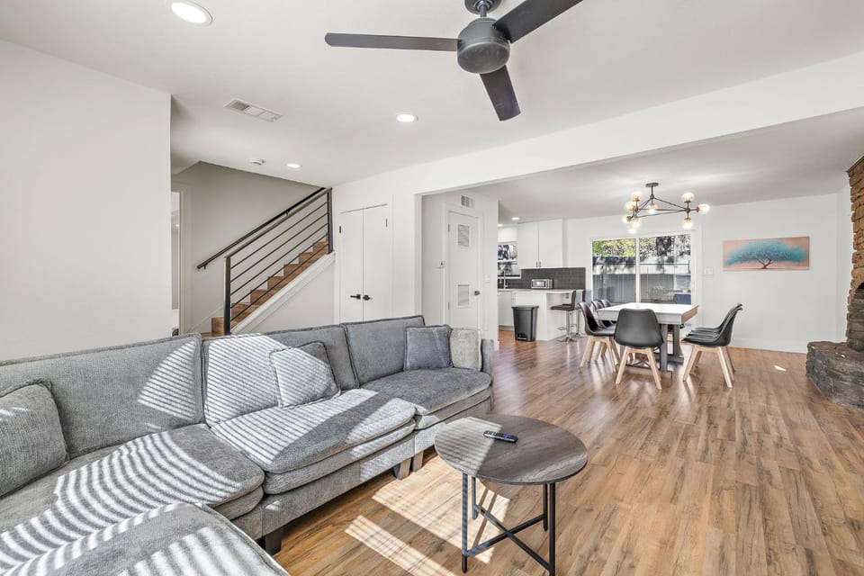 Spacious 4BR South Austin Home Minutes to Downtown House in Austin
