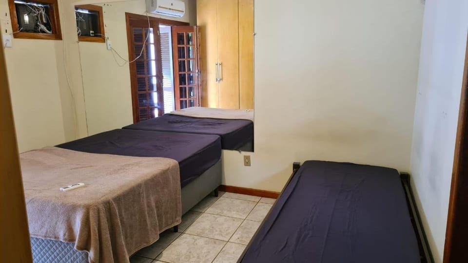 Refúgio para familia 3 quartos com piscina House in Florianopolis