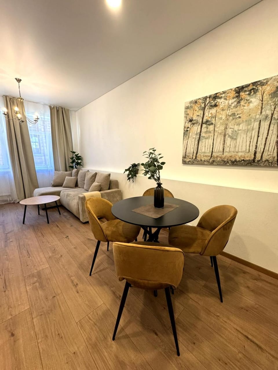 Living room, Seating area, Dining area