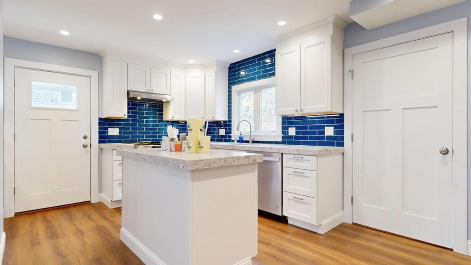 A Shore Thing by Bayley Vacation Rentals House in Scarborough