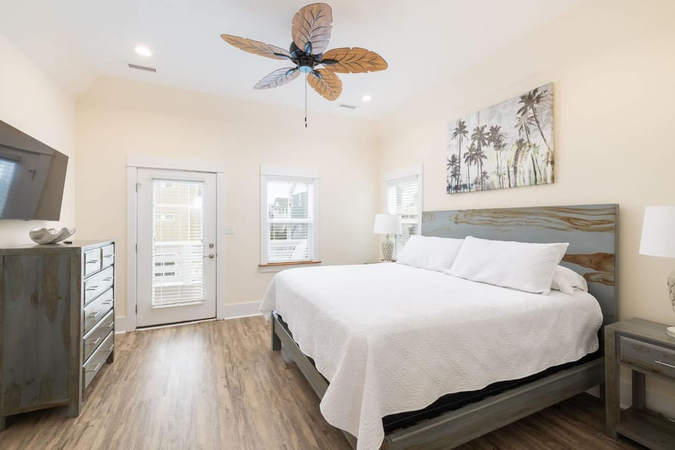 3min Walk to Beach with Heated Pool in Ocean Sands House in Corolla