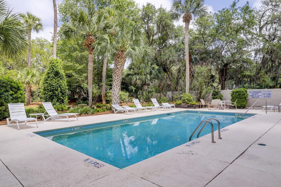 Continental Club 1 Villa in South Forest Beach