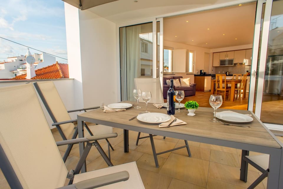 Balcony/Terrace, Dining area