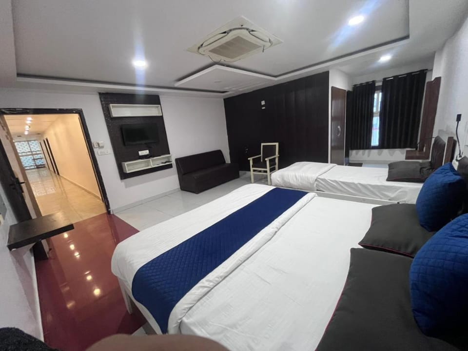 Hotel viking inn Hotel in Lucknow