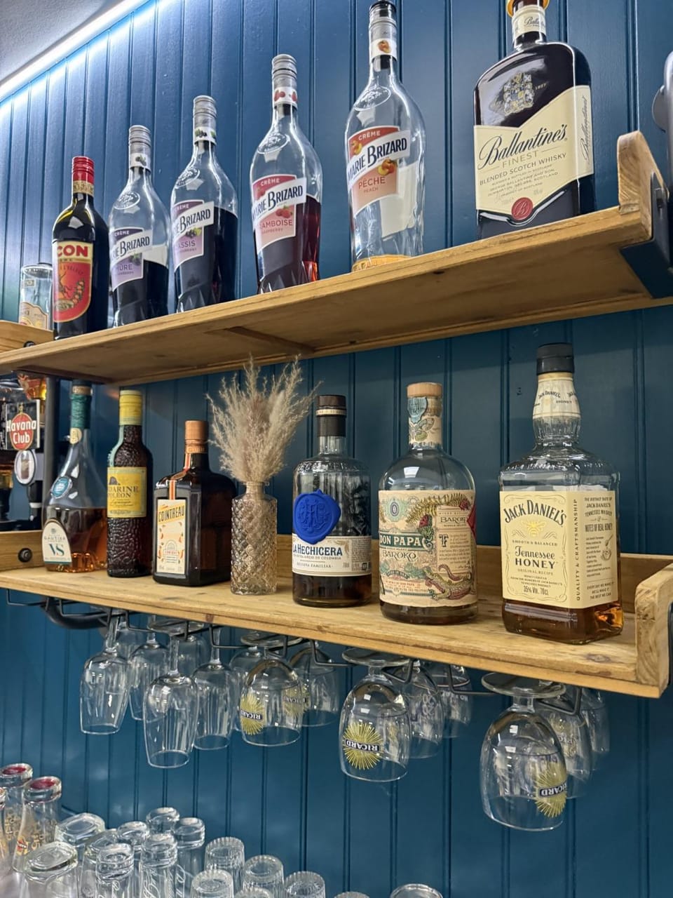 Lounge or bar