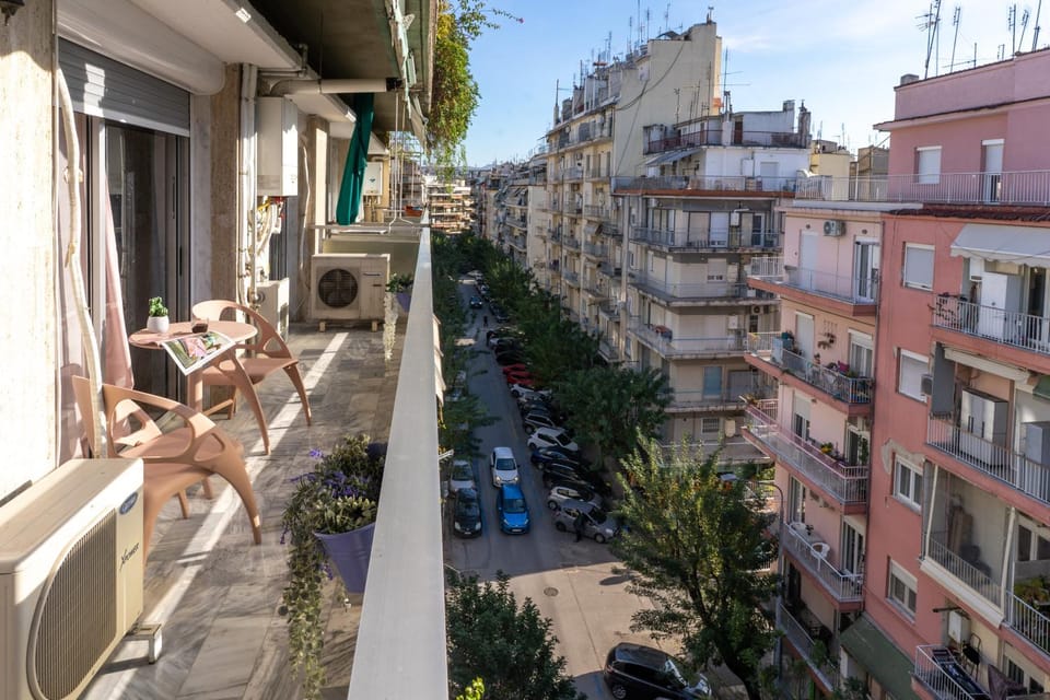 Balcony/Terrace, City view