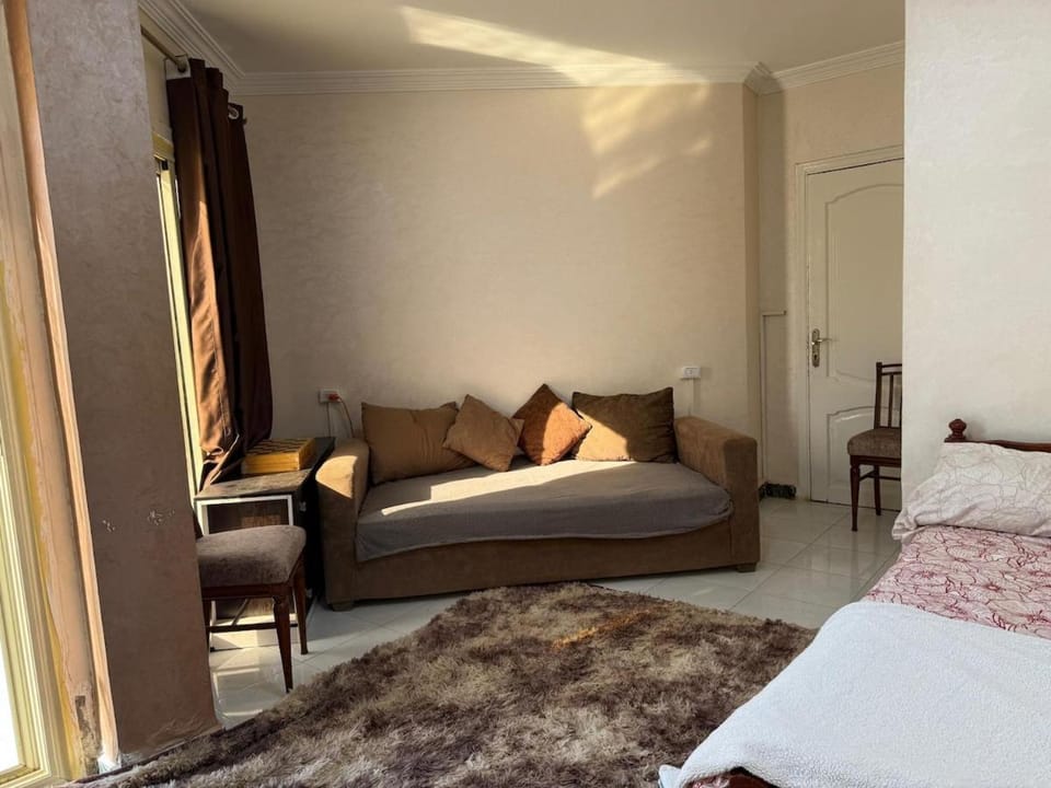 Pyramids Roof & Private Studio Apartment in Egypt