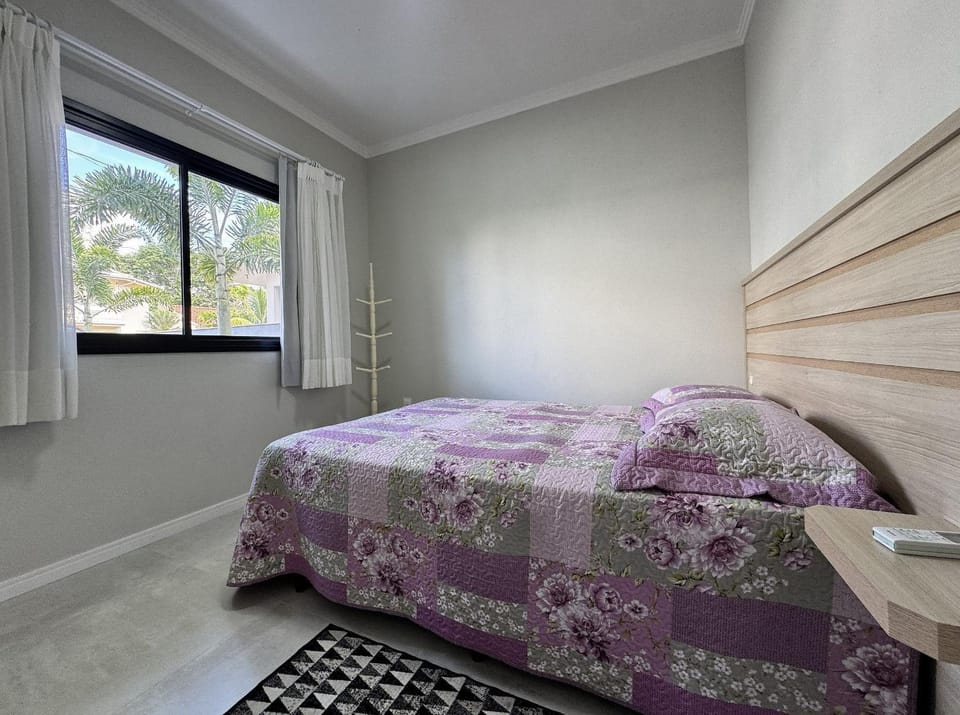 View (from property/room), Photo of the whole room, Bedroom