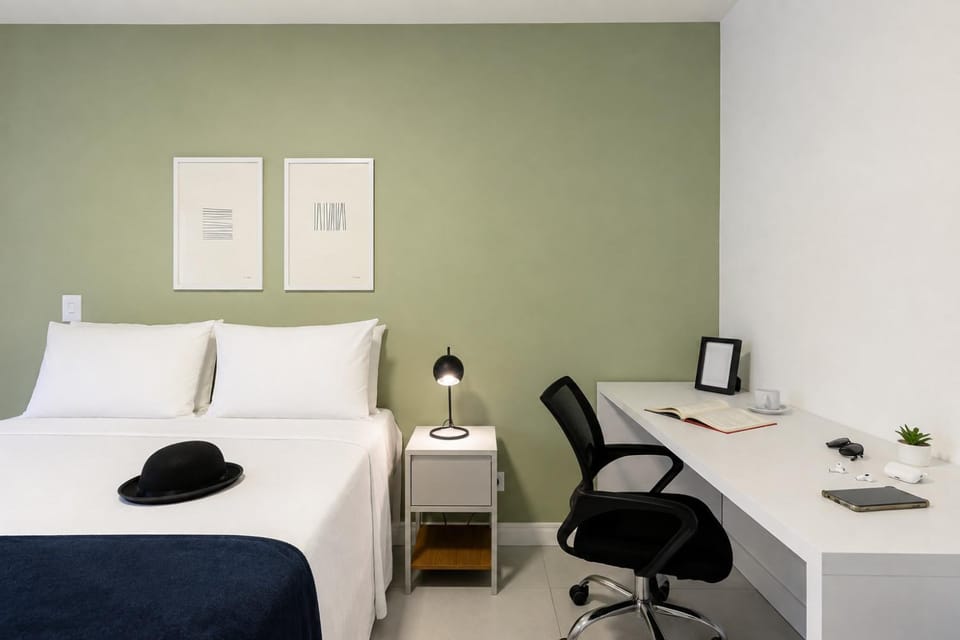Bed, Photo of the whole room, Bedroom