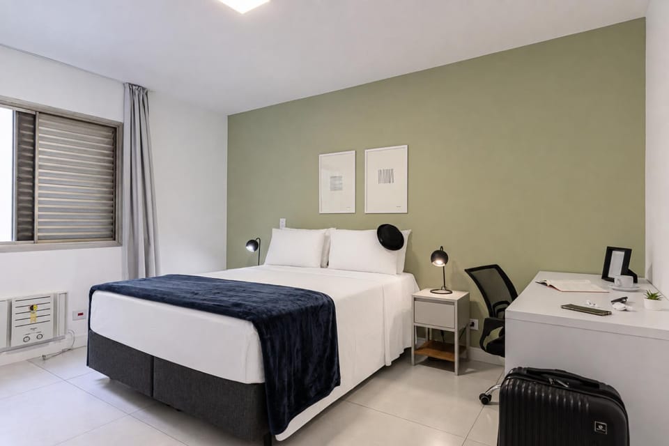 Bed, Photo of the whole room, Bedroom, air conditioner