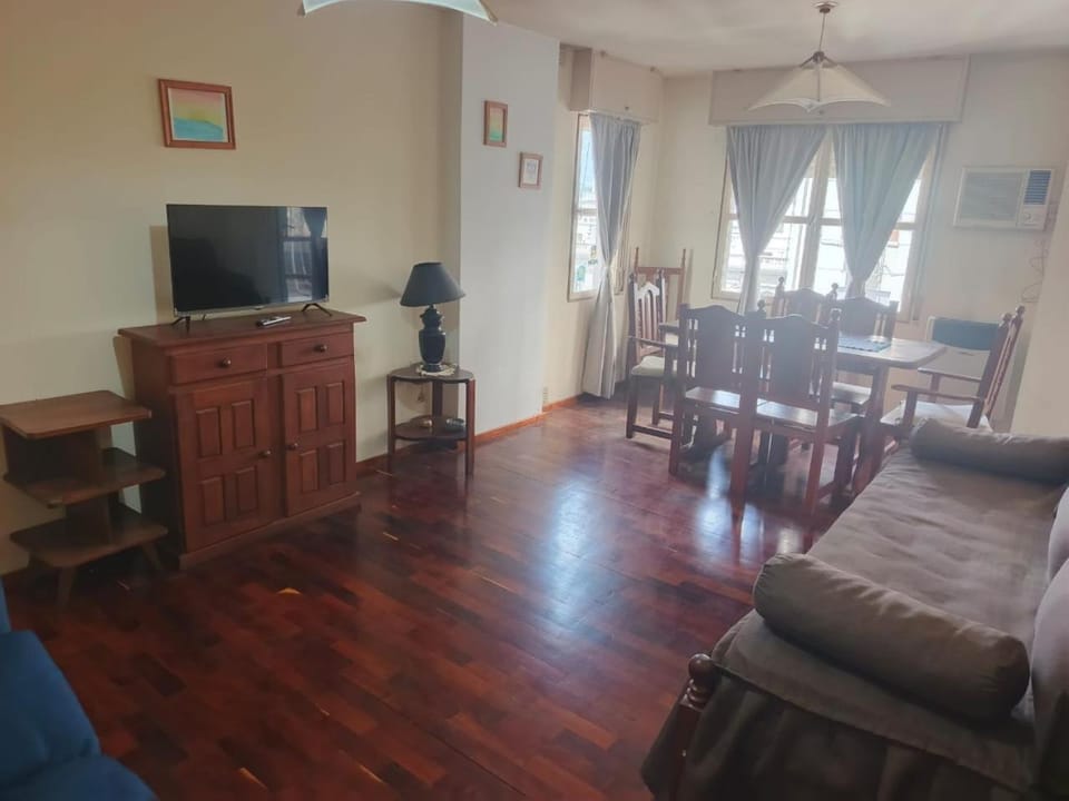 Departamento 2 dorm frente patio olmos Apartment in Cordoba