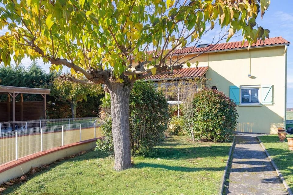 La Roseraie - Maison Spacieuse 3 chambres House in Occitanie
