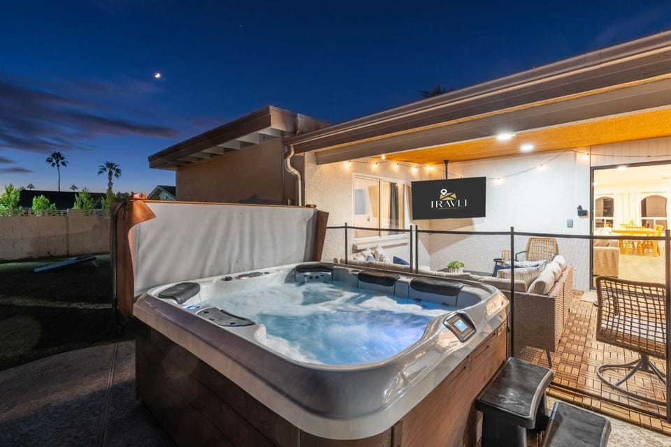Casa Brivada with Heated Pool Spa & Pickleball House in Buenavante