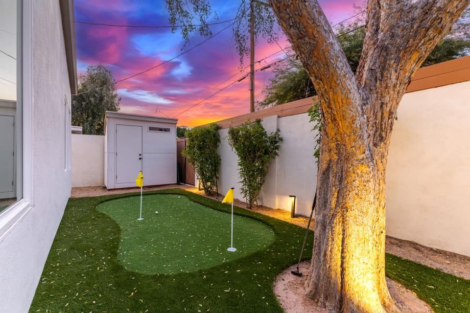 Casa Encanto Scottsdale Retreat House in Scottsdale
