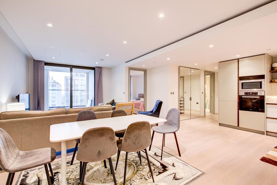 The Mayfair Residence-Hyde Park Apartment in City of Westminster
