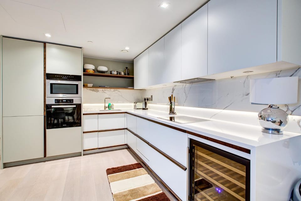 The Mayfair Residence-Hyde Park Apartment in City of Westminster