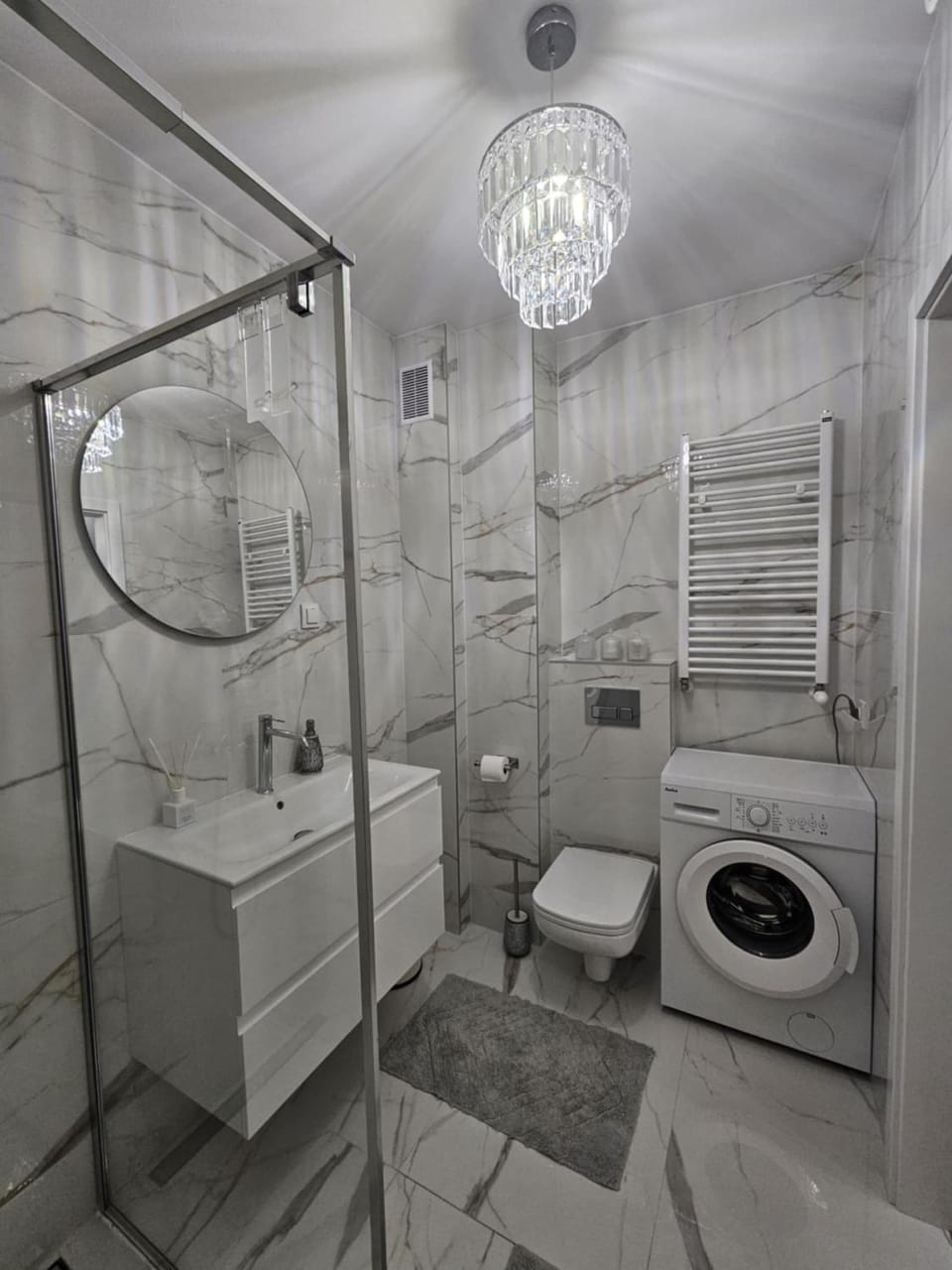 Toilet, Bathroom, washing machine