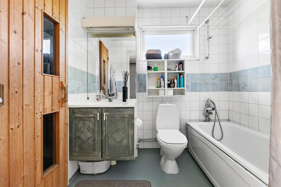 Large three-story house in Vallentuna Villa in Stockholm County