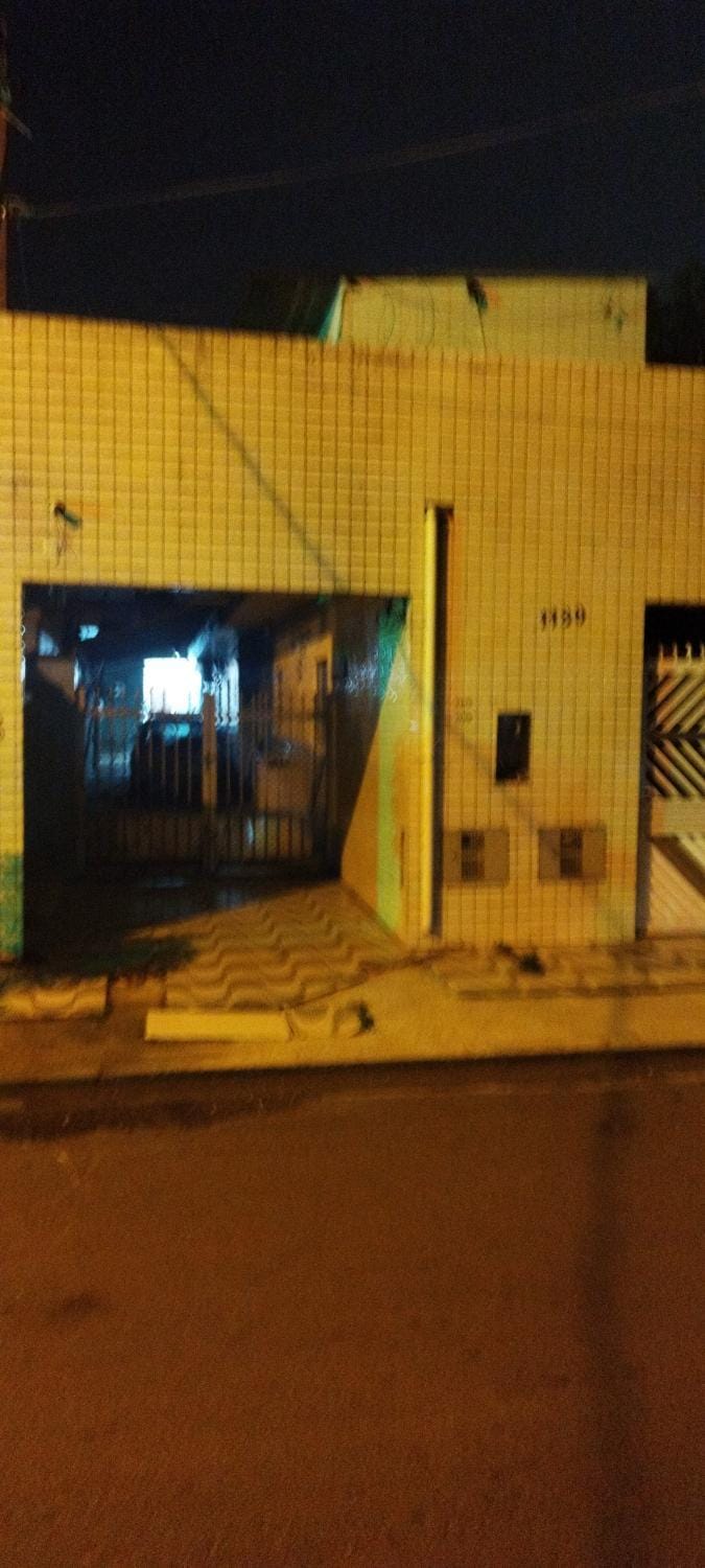 Quarto Privativo Praia Grande Bed and Breakfast in State of São Paulo