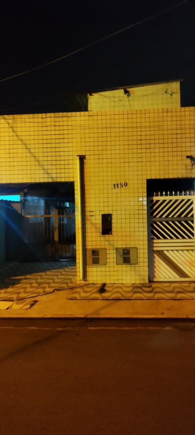 Quarto Privativo Praia Grande Bed and Breakfast in State of São Paulo