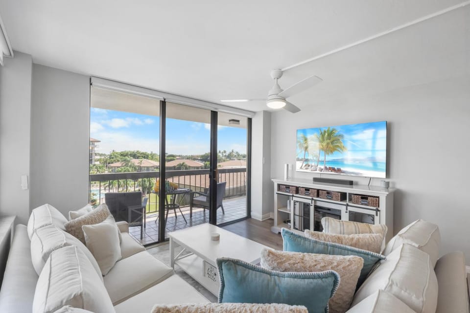 South Seas East B-407 House in Marco Island