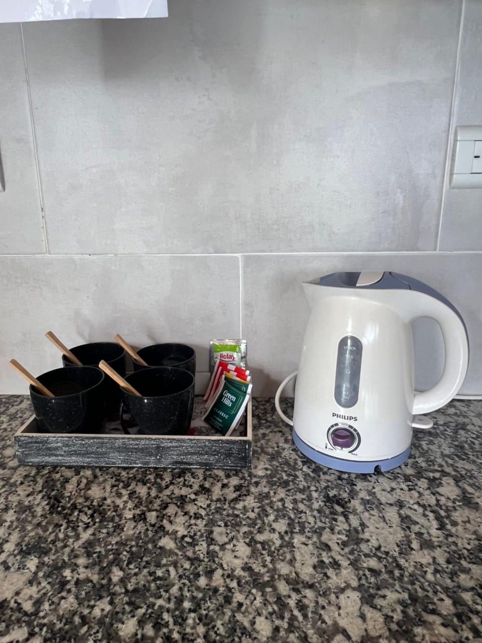 Coffee/tea facilities, Kitchen or kitchenette
