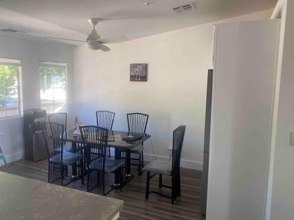 Marbella Lane - Majestic Desert Mountain Views House in Desert Hot Springs