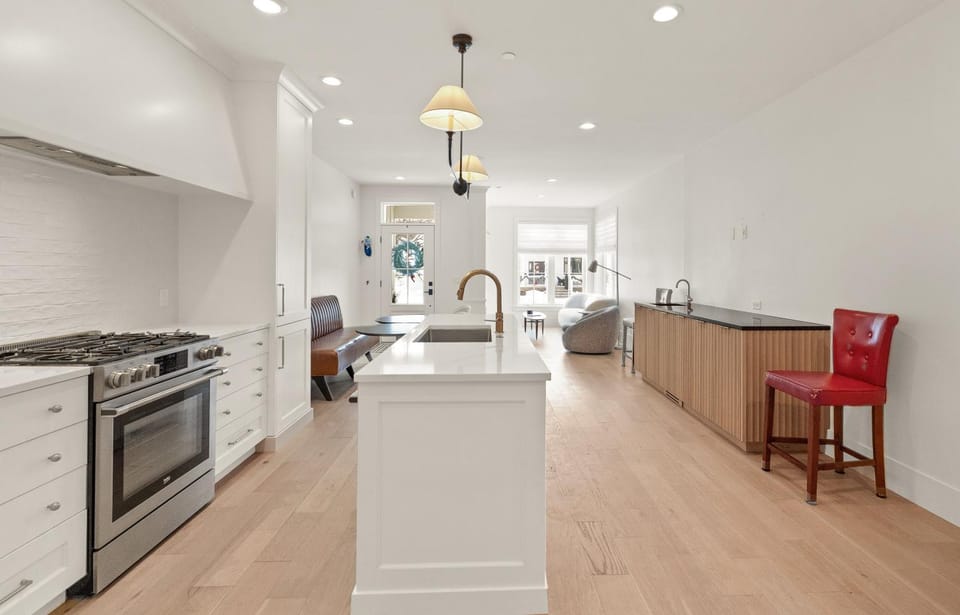 Luxury Living in downtown Grand Haven - Rooftop Deck House in Grand Haven