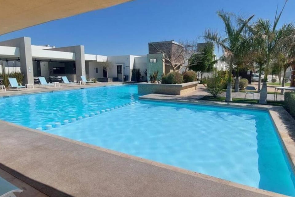 3 Bedroom House wit Pool Access House in La Paz