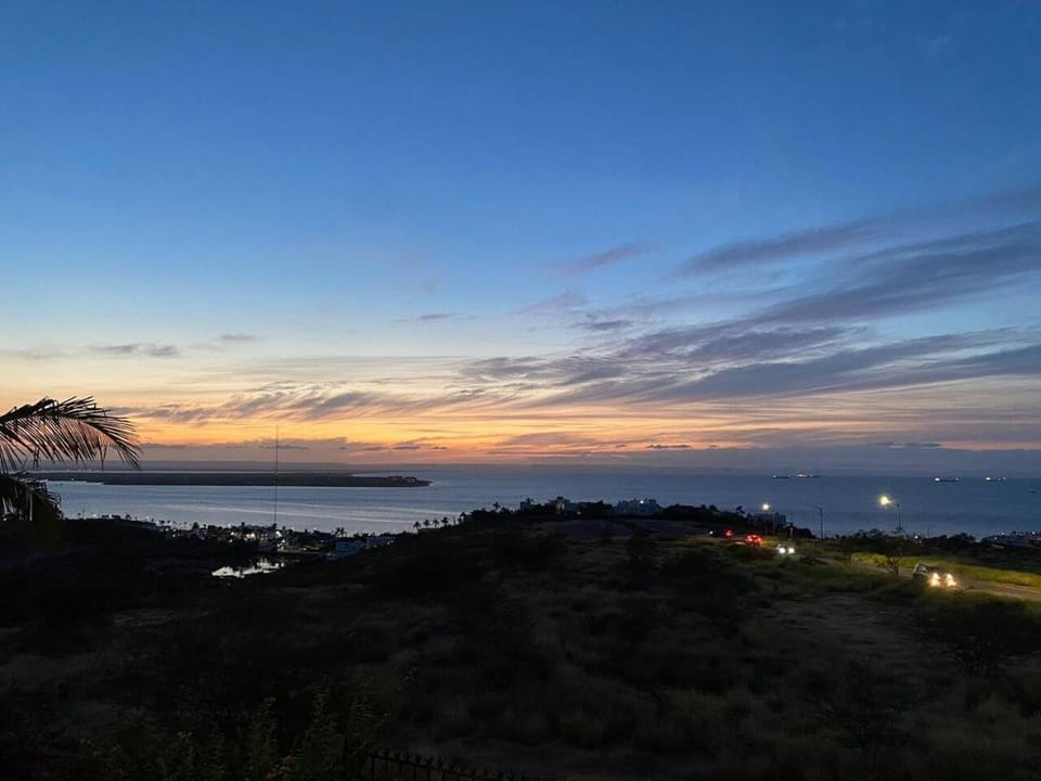 Stunning Views Grand Villa House in La Paz