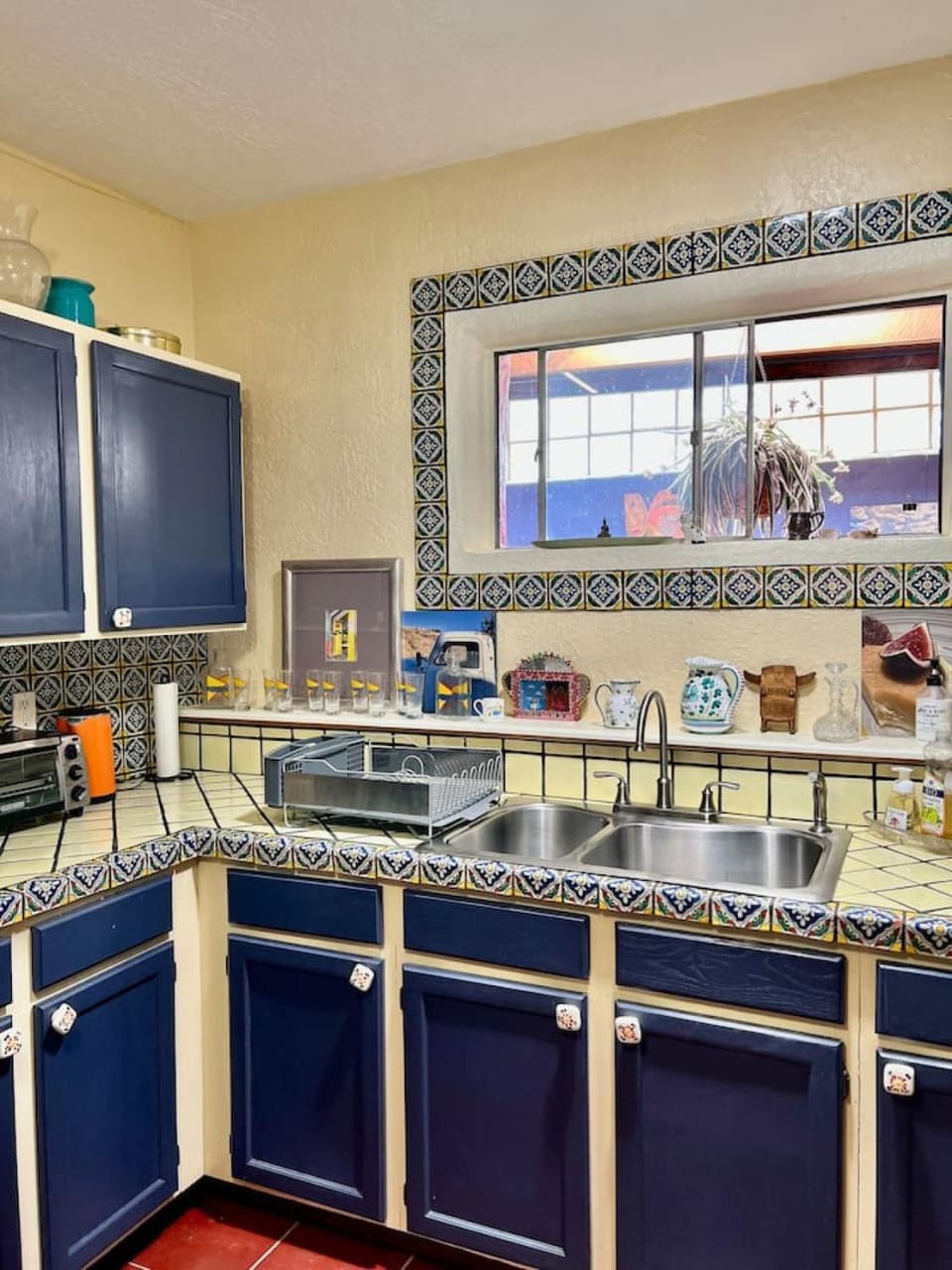 Golden Dancer House in Mesilla