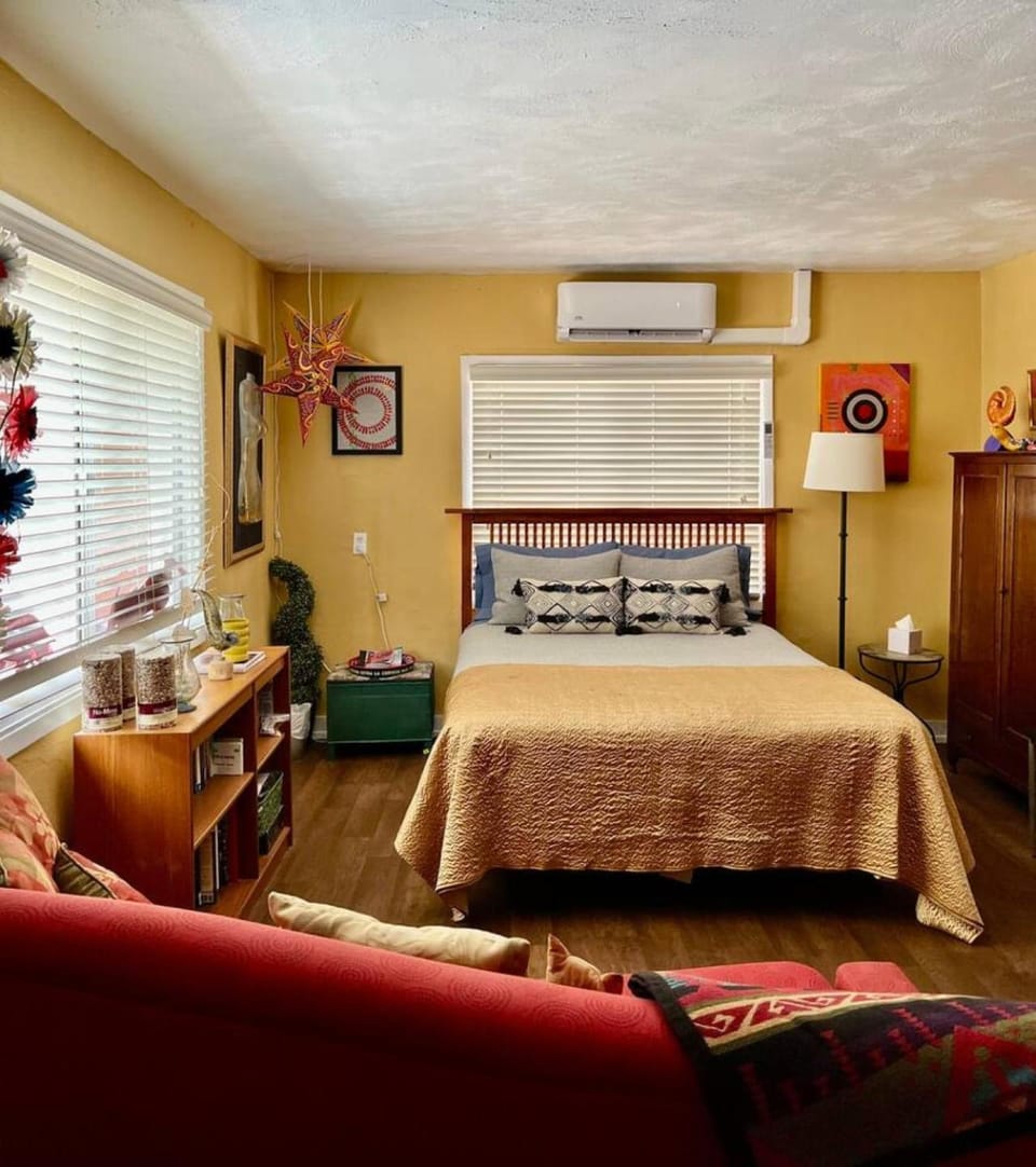 Golden Dancer House in Mesilla