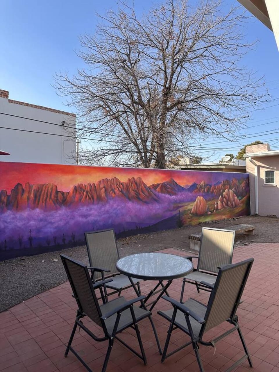 Downtown Midcentury Studio plus 3 mins to Farmers Mkt Apartment in Las Cruces